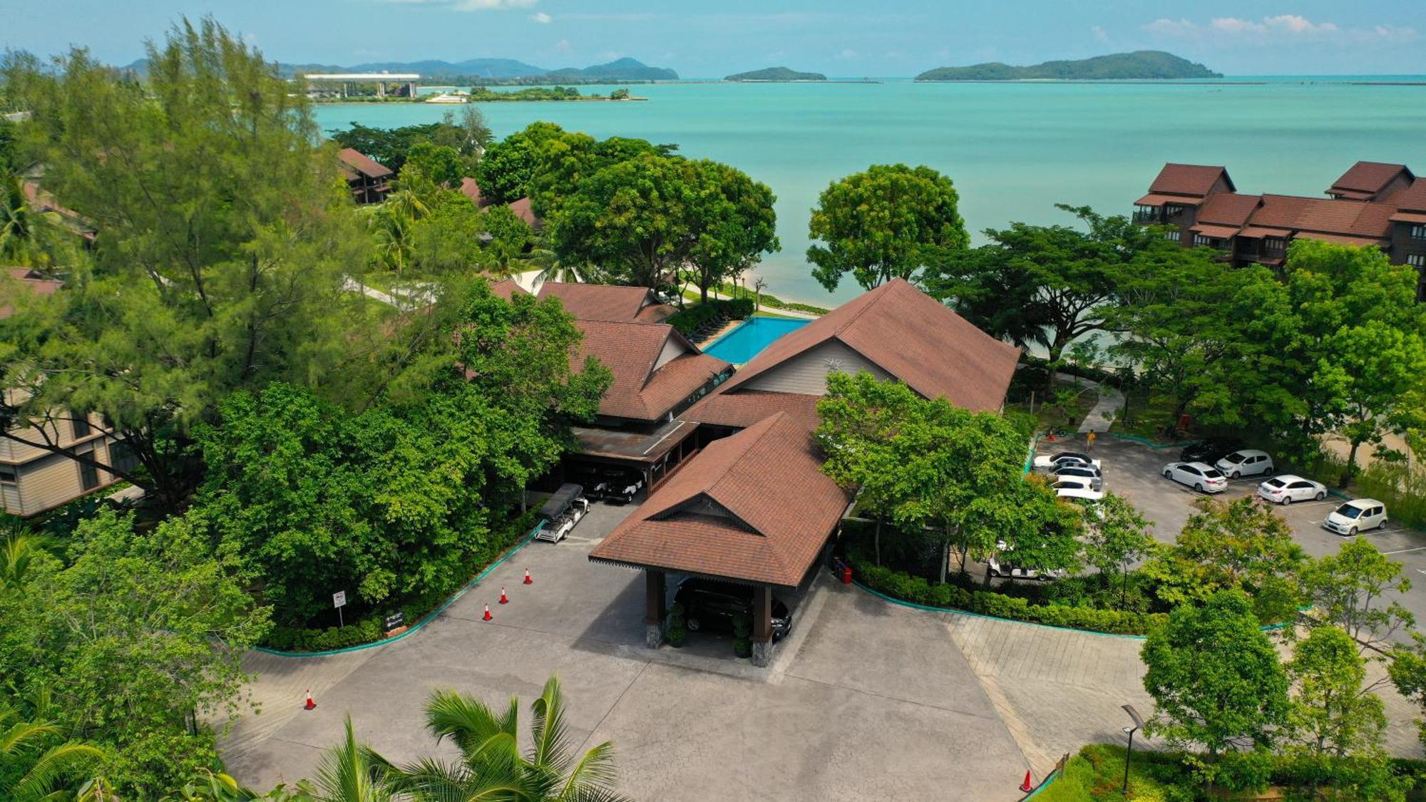 Ombak Villa Langkawi Пантай Ченанг Екстериор снимка