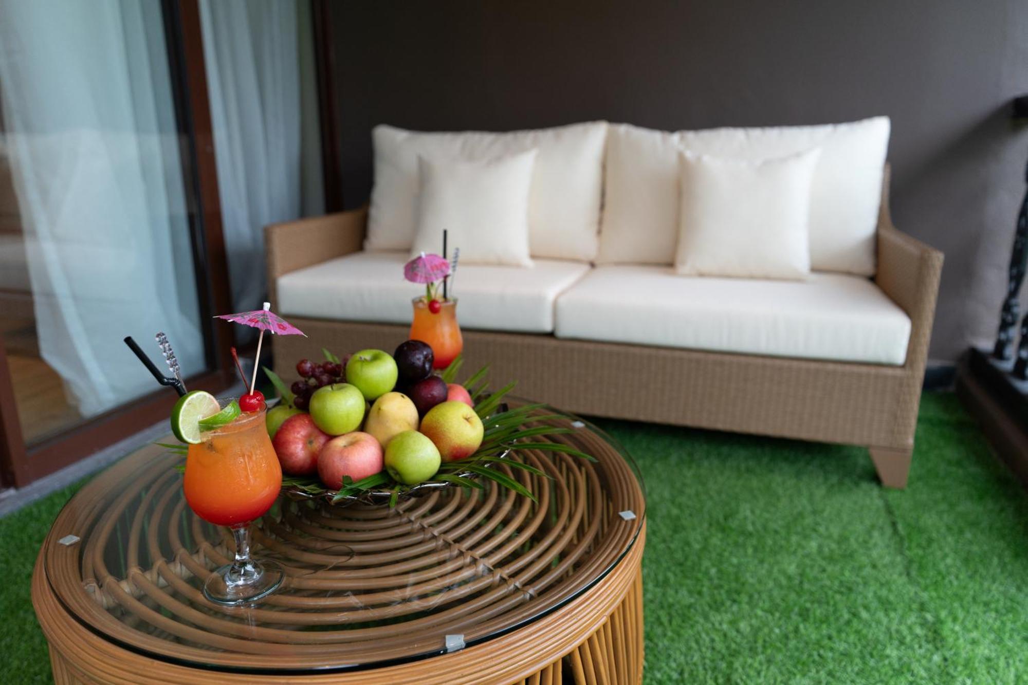 Ombak Villa Langkawi Пантай Ченанг Екстериор снимка
