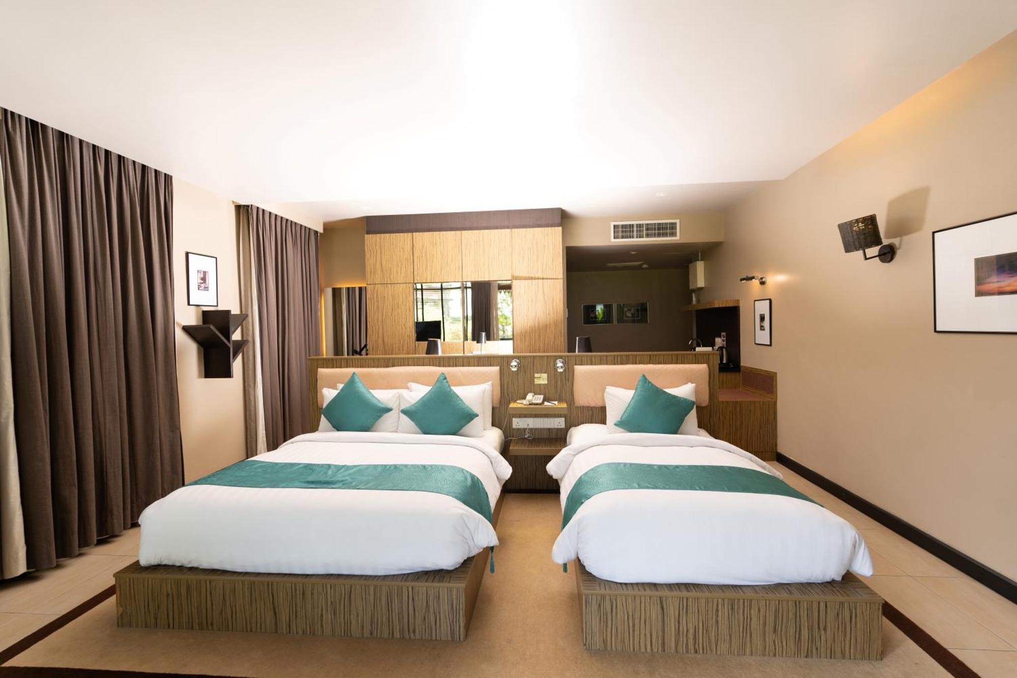Ombak Villa Langkawi Пантай Ченанг Екстериор снимка