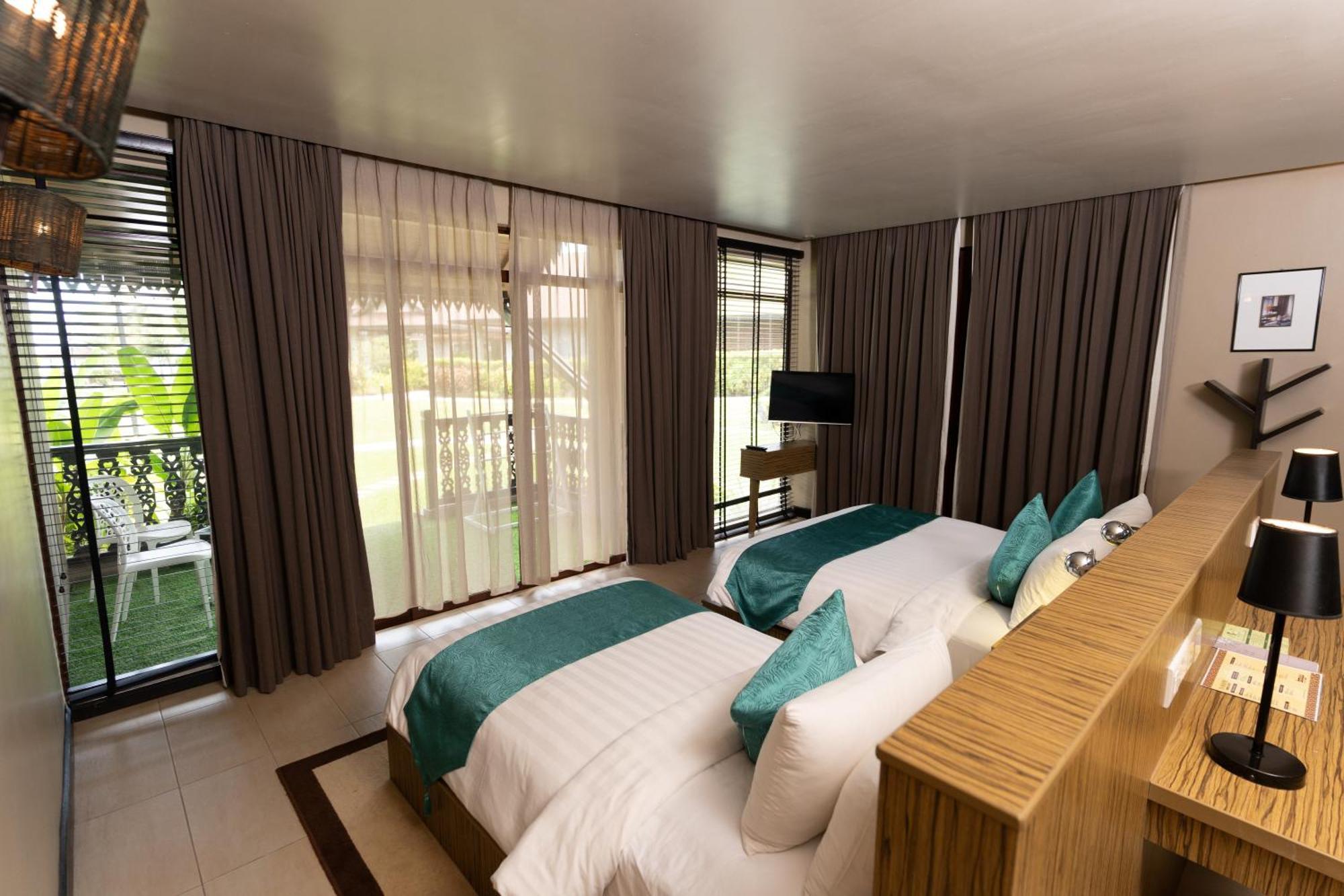 Ombak Villa Langkawi Пантай Ченанг Екстериор снимка