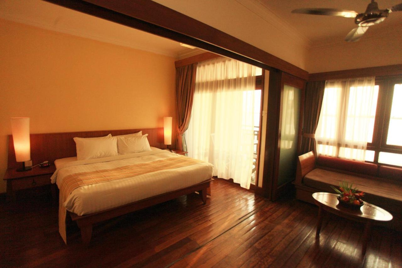 Ombak Villa Langkawi Пантай Ченанг Екстериор снимка