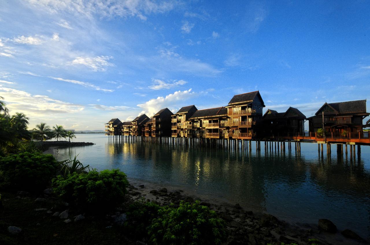 Ombak Villa Langkawi Пантай Ченанг Екстериор снимка